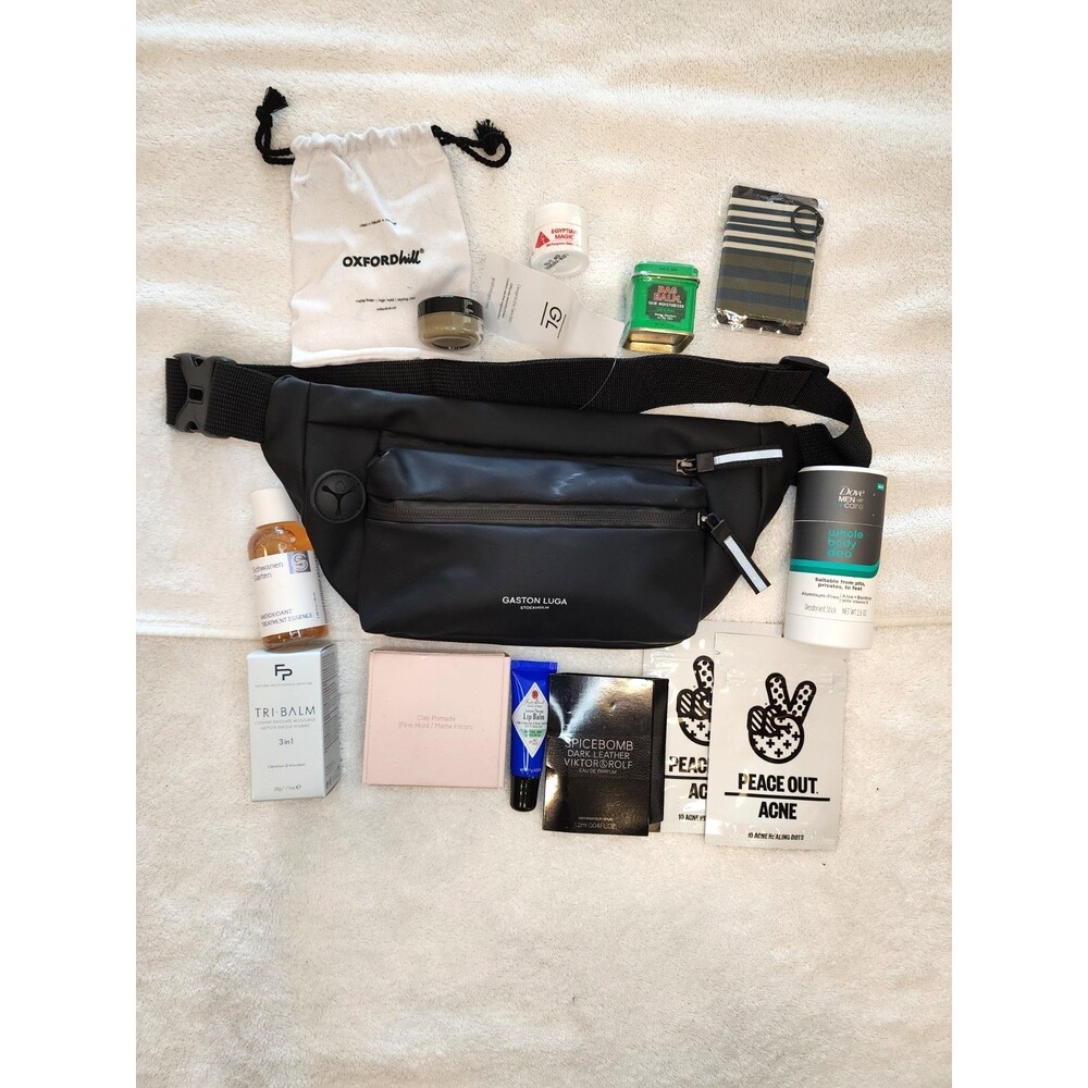 Men's Grooming Sample Bundle in Gaston Luga Waterproof Splash Hip Bag